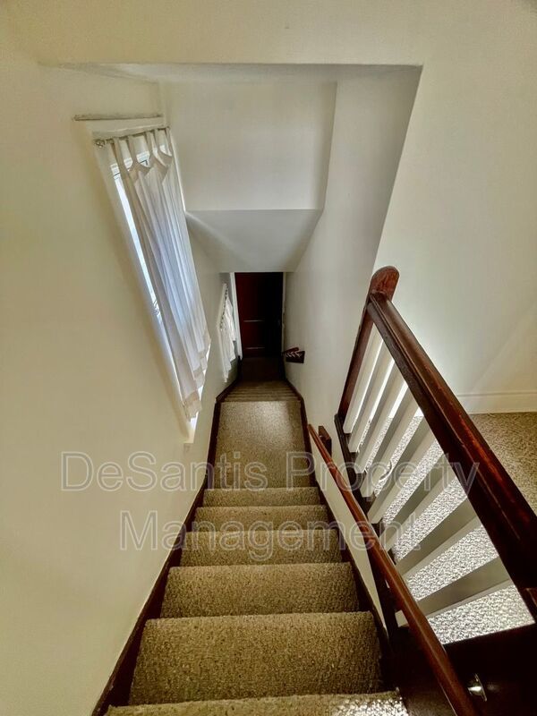 1 Bed 1 Bath Pittsburgh PA property image