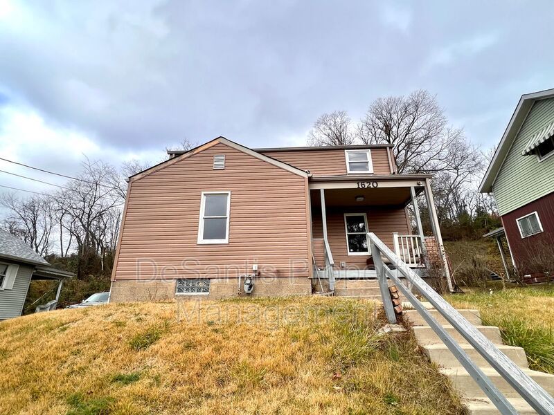 Aliquippa - Stunning 3 Bedroom 1 Bathroom Home property image