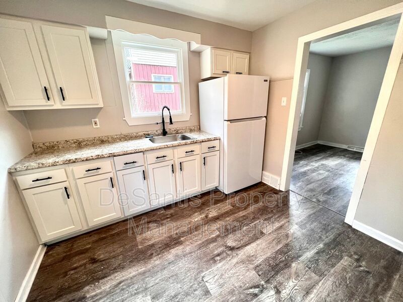 Aliquippa - Stunning 3 Bedroom 1 Bathroom Home property image