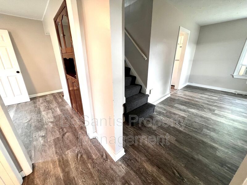 Aliquippa - Stunning 3 Bedroom 1 Bathroom Home property image