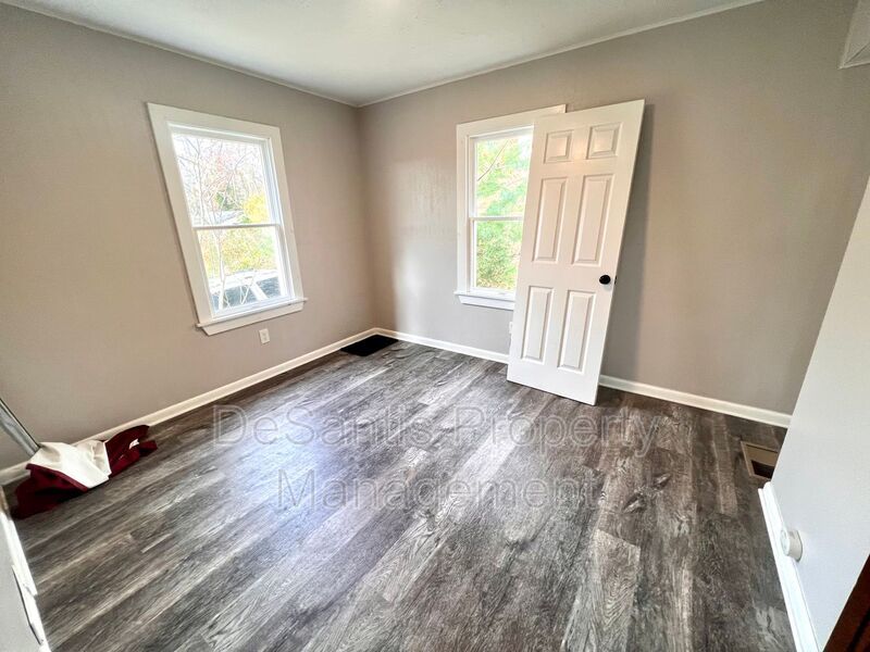 Aliquippa - Stunning 3 Bedroom 1 Bathroom Home property image