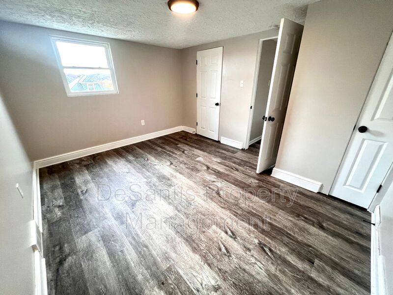Aliquippa - Stunning 3 Bedroom 1 Bathroom Home property image