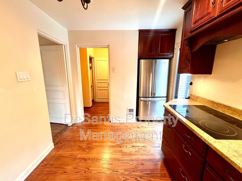 Pittsburgh - 3 Bedroom 1.5 Bathroom - Stunning Home property image
