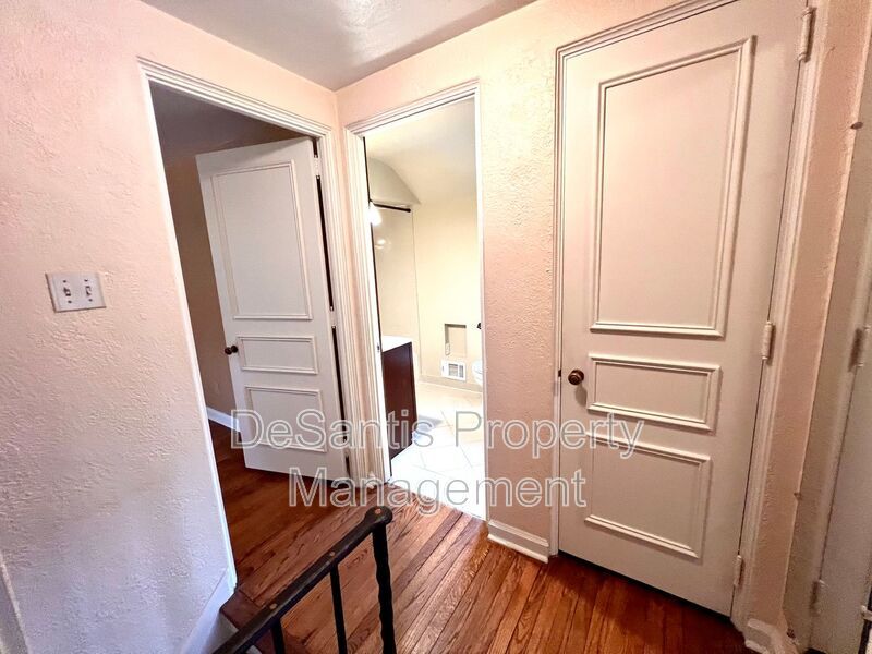 Pittsburgh - 3 Bedroom 1.5 Bathroom - Stunning Home property image