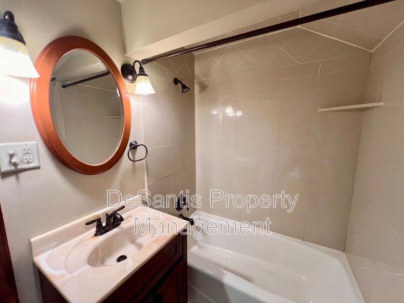 Pittsburgh - 3 Bedroom 1.5 Bathroom - Stunning Home property image