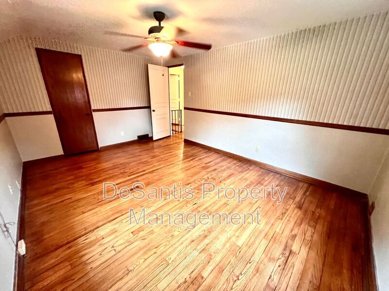 Pittsburgh - 3 Bedroom 1.5 Bathroom - Stunning Home property image