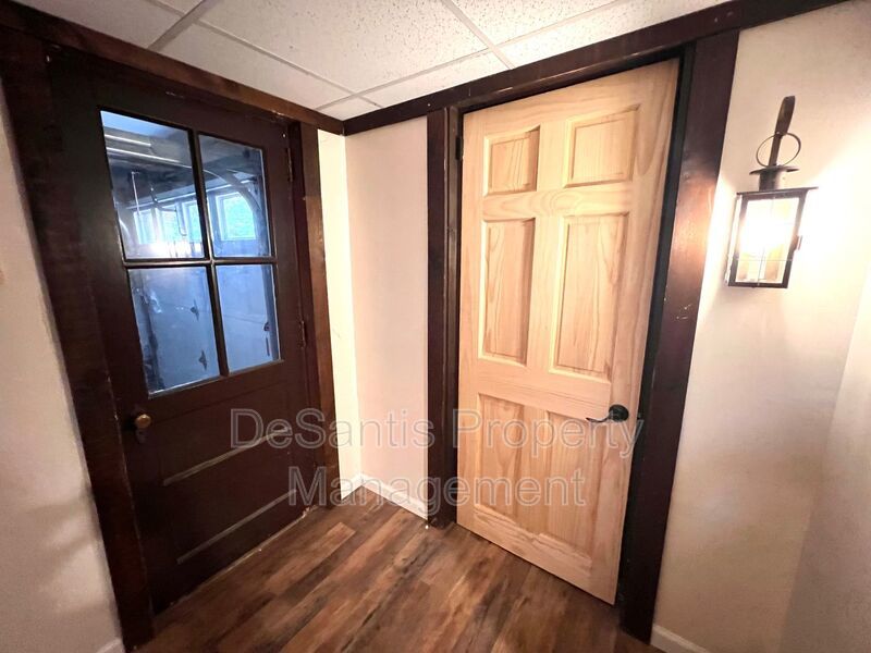 Pittsburgh - 3 Bedroom 1.5 Bathroom - Stunning Home property image