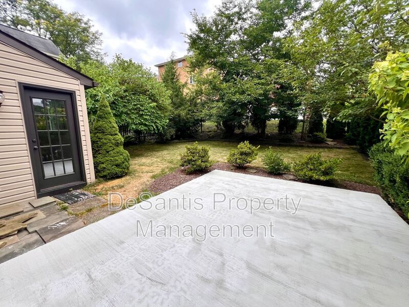 Pittsburgh - 3 Bedroom 1.5 Bathroom - Stunning Home property image